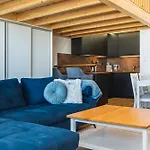 Apartament Sky View Family *